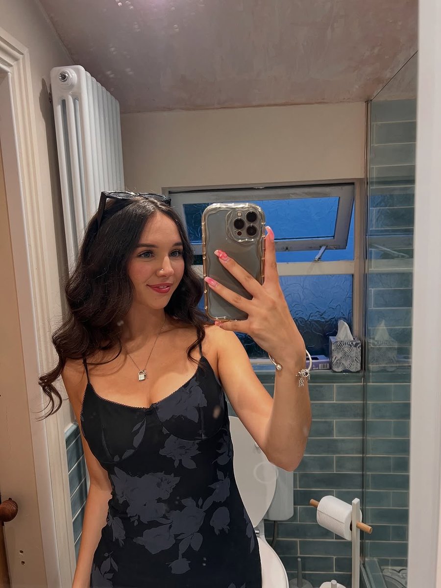 Fit UK & Irish Girls tweet media