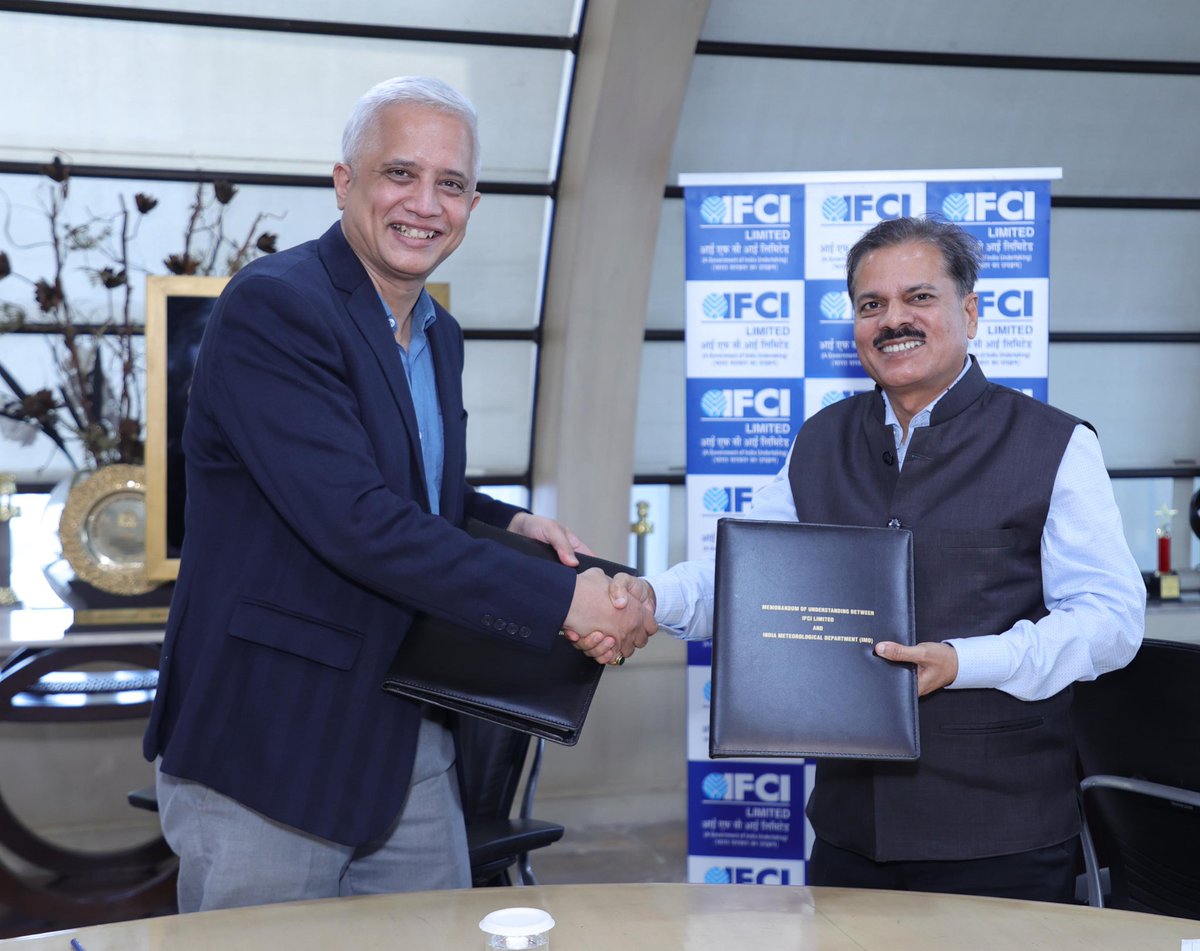 IFCI_LTD's tweet photo. IFCI Ltd is happy to announce its collaboration with India Meteorological Department (IMD) to support development of the climate risk assessment framework.

With this partnership, IFCI stands committed to support the evolving ESG landscape.

#IMD #TERI #IFCI #RahulBhave https://t.co/15DodwXbeJ