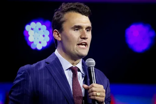 YieldPilot1's tweet image. $MURICA --rnMLBLnUueJveGpLCS2BGsY3McJGRXZ8bqQ8eBWbonk

$CHARLIE --CsKfV8ePhQWiyQxNJwXhKZHcmUyNWBkHFGrkZGdJpump

These are the two biggest gems today. With $CHARLIE, I only captured a small portion of the profits because I couldn't stomach the midway dip.

But I did take profits…