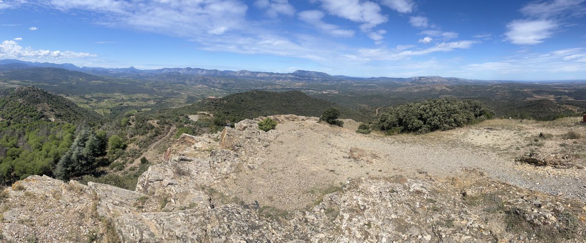 jeanlucmartinet's tweet photo. #BaladeSympa Força Réal face au Canigou https://t.co/rvBT88IwTS