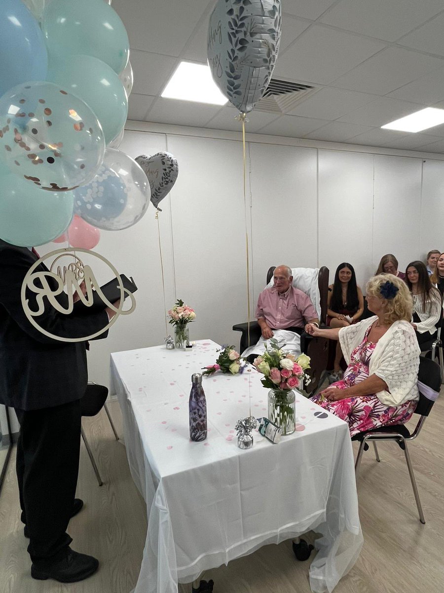 UHL LRI AICU 🌈 tweet media