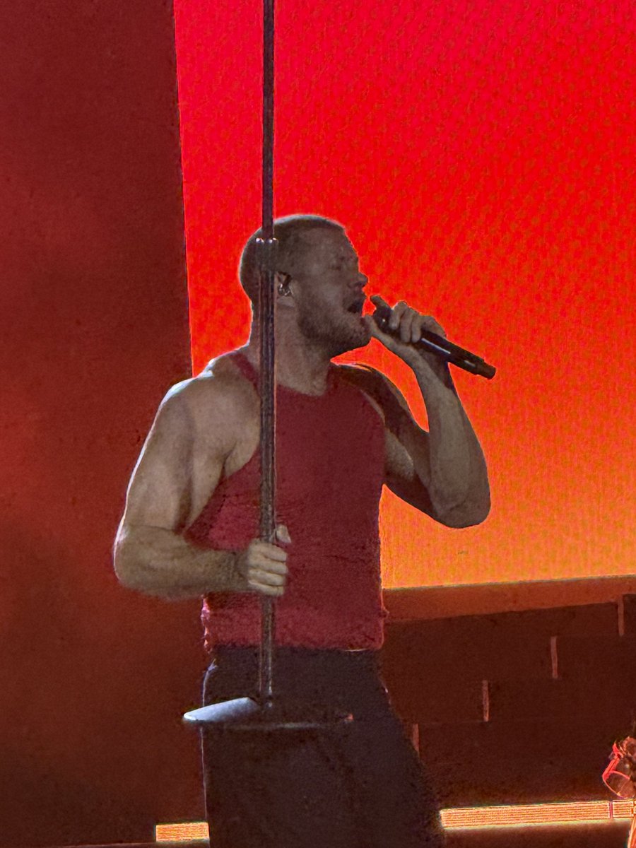 MaryBoom tweet media