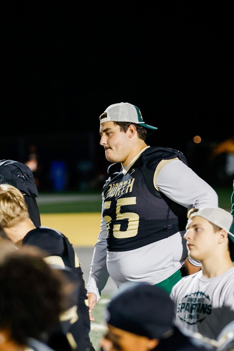 Hunter Davis tweet media