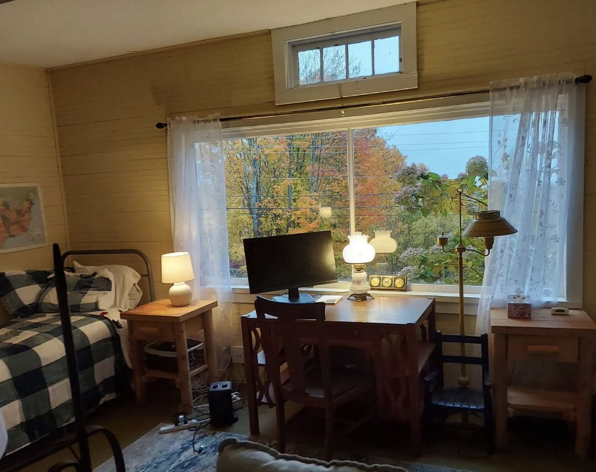 oldhouses100k's tweet image. Pre-Civil War #Schoolhouse in #NewYork, Now a Peaceful Mountain Retreat for Only $63K. oldhousesunder100k.com/former-pre-civ…