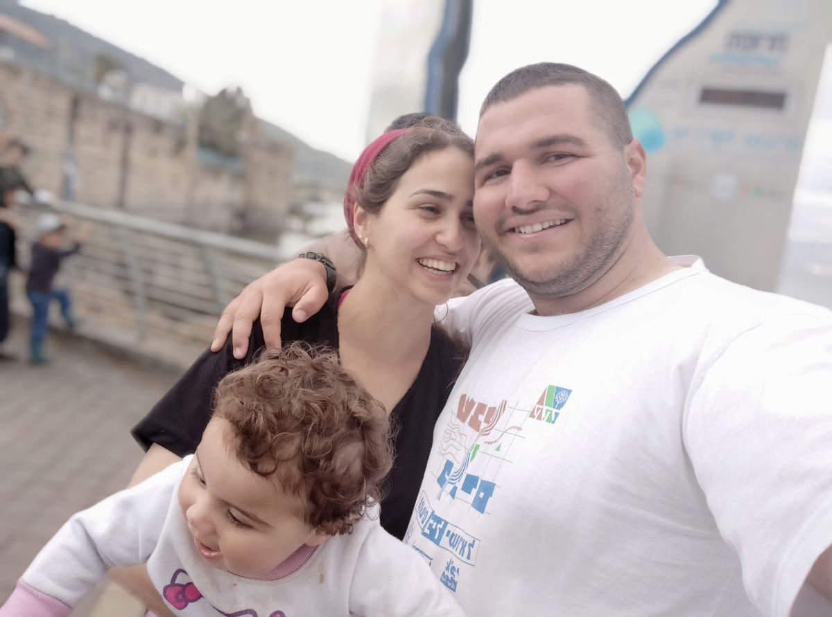 שש שנים שהבית לא שלם
שש שנים של חוסר
שש שנים של געגוע
שש שנים בלי אמא 
שש שנים בלעדיך אשתי האהובה ❤️