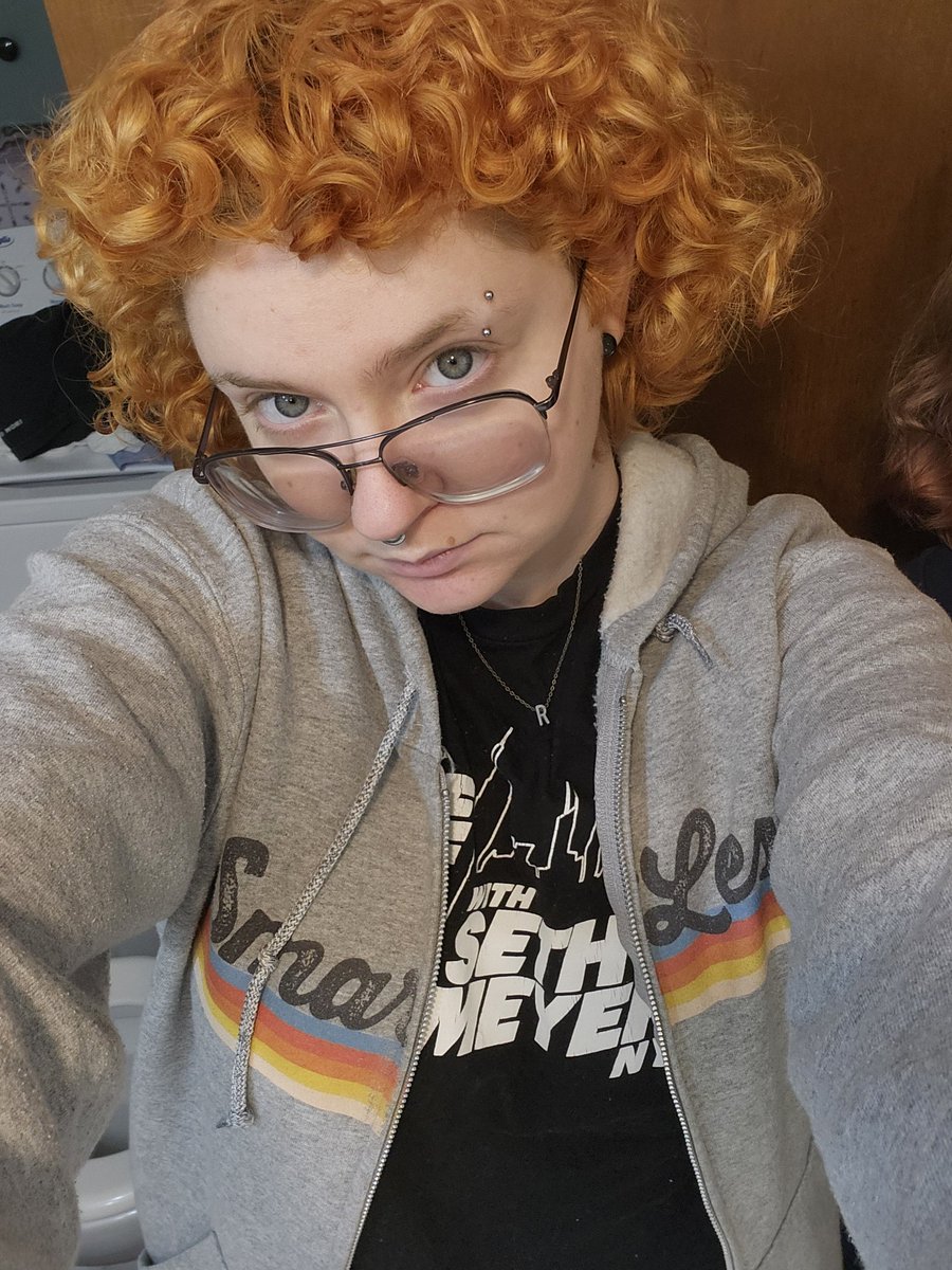 agrosserlook's tweet image. smartless hoodie and lnsm shirt #DarkHumor