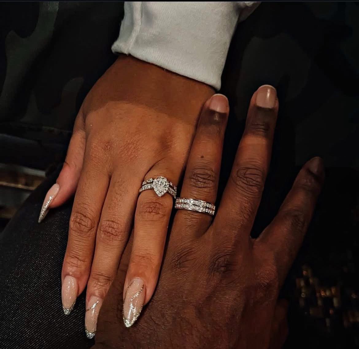 I can’t wait to take a picture like this 😍💍