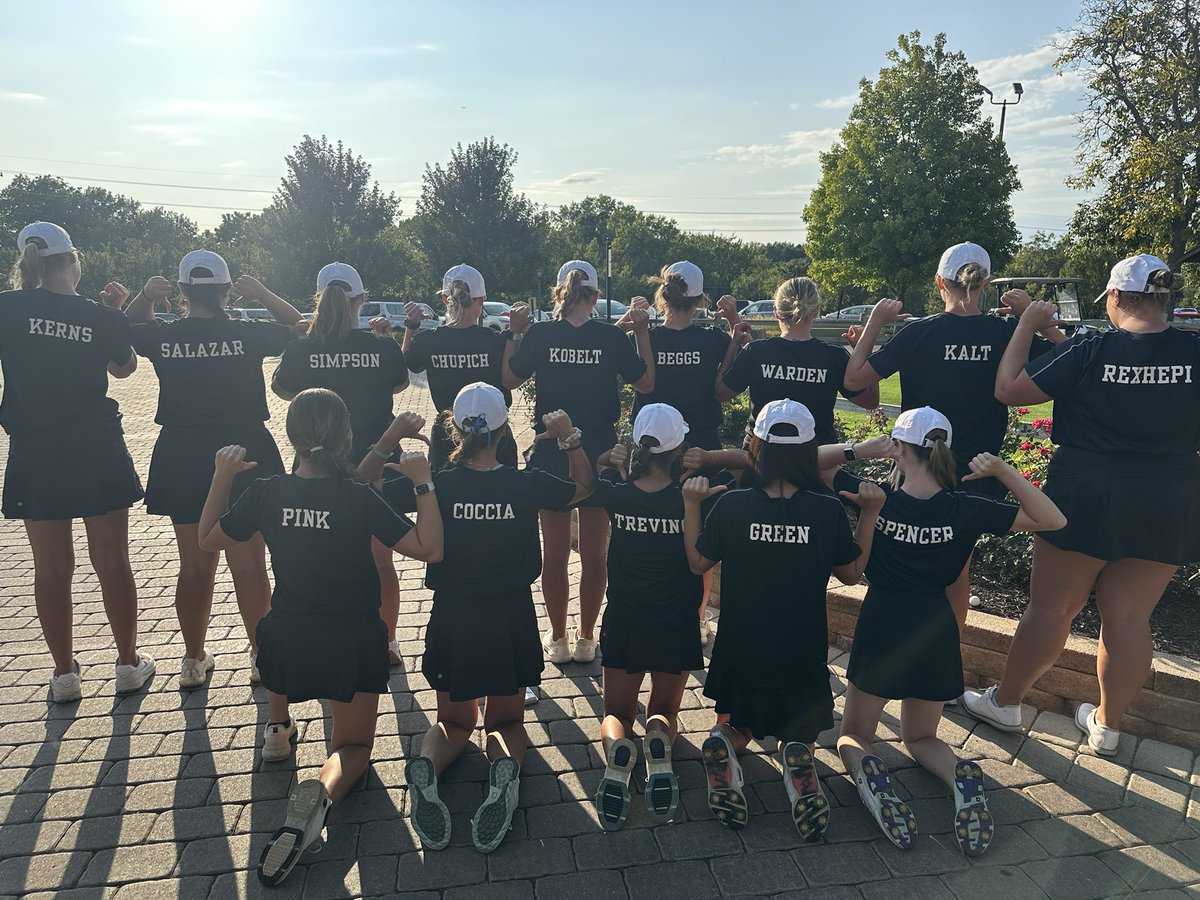 Play for University/program on the front of the uniform so that they’ll never forget the names on the back!  🔵⚪️🔵⚪️ #weareoneAU 

Team Win!  309!  4️⃣ Spartans in the top 10!  Keep it up, Ladies!  🙌🏼