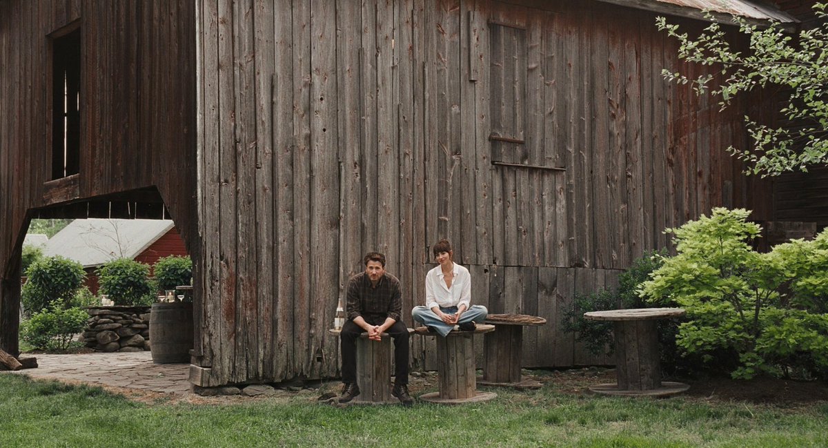 screenscaps's tweet image. materialists (2025) dir. celine song