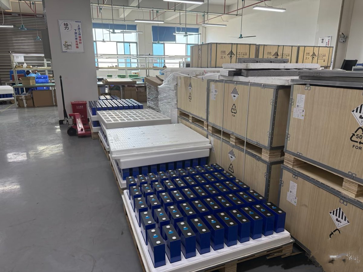 gzmolly's tweet photo. High Energy Density | Ultra-Long Cycle Life | Full Safety Certifications
Customization/OEM/ODM Supported | One-Stop Export Services | Efficient Global Delivery
Widely Used in Energy Storage Systems, Electric Vehicles, Drones, and More.
Whatsapp: 187 8625 9147 https://t.co/blBooVuMrc