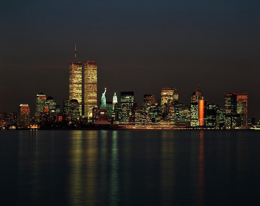 jeff_ruff's tweet photo. 24 years ago tonight 2,996 Americans would spend their last night on earth. #NeverForget https://t.co/s1Qeg4hBNo