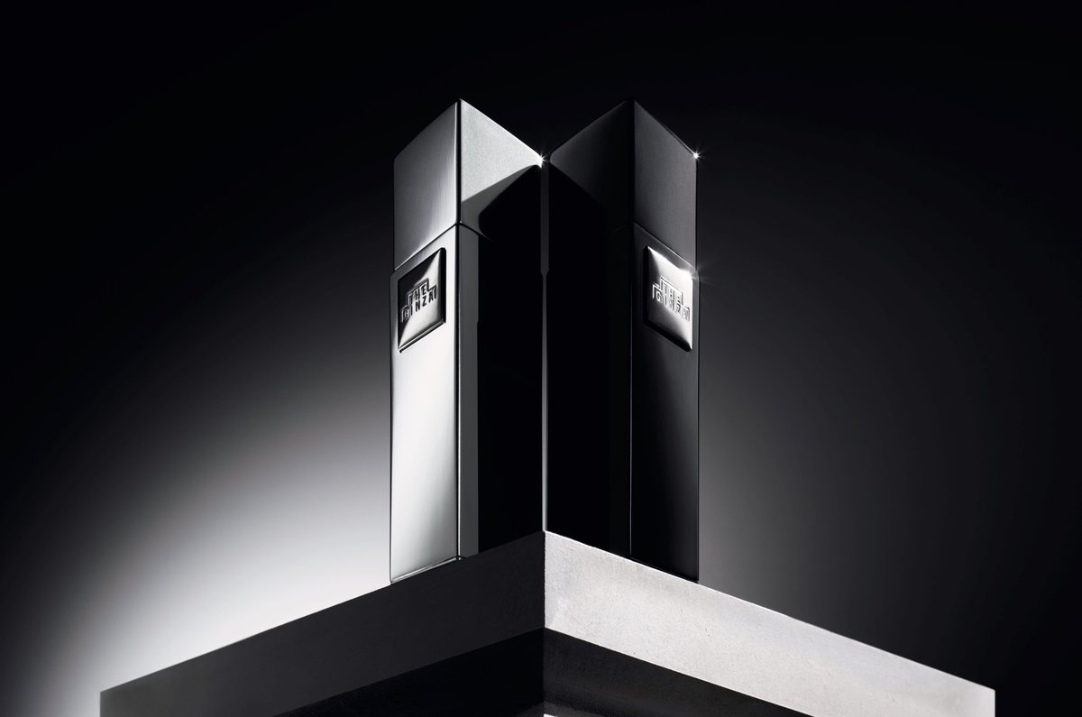 【MRS RAKE: 上質を知る女性がたどり着くミニマルで最上級なスキンケア】富裕層の洒落者たちが集った、伝説のファッションブティック「THE GINZA」。そこから生まれたスキンケアは、上質なニットやドレス、ジュエリーをまとう肌に静かな自信と揺らがない美しさをもたらす。
therakejapan.com/special/the-gi…