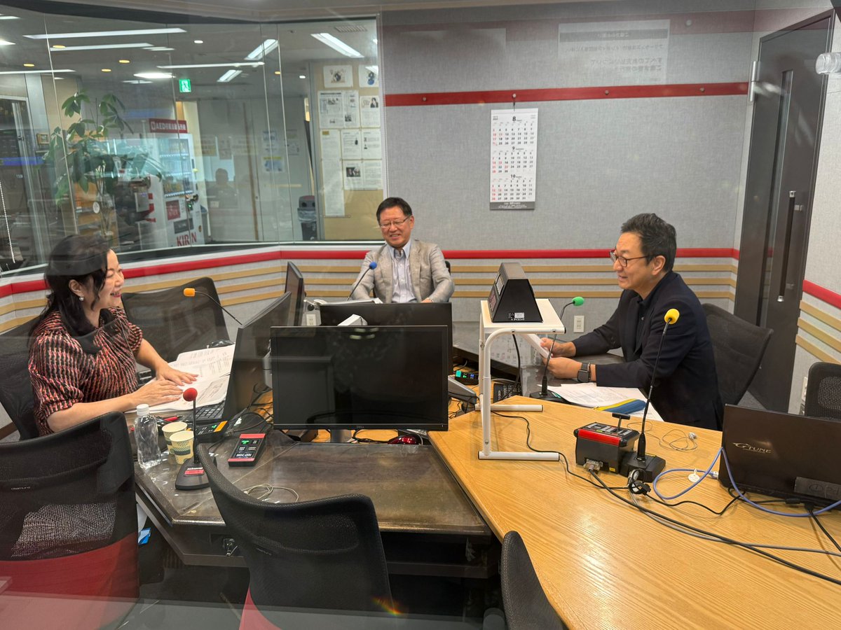 毎週木曜朝の情報番組「ファイナンシャル・ジャーニー」お聴きいただきありがとうございました！

本日はフィリップ証券取締役脇本より「上場前後で粉飾決算が行われる背景」、北浜経営コンサルティング代表取締役上田宗則様より「上場で粉飾決算、実際の事例を解説」という内容でお送りしました。