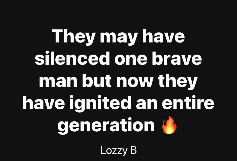 Lozzy B 🇦🇺𝕏 (@laurynbahen) on Twitter photo 