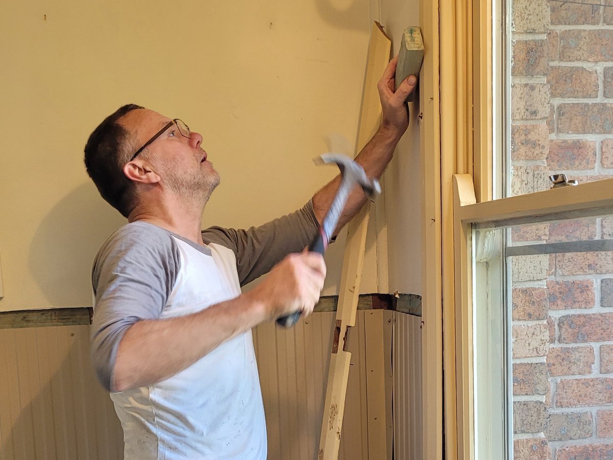 digbysnest's tweet image. I’m not one to boast, but I want to share the impact we can make together in our community. Lending a hand where it’s needed most—through heartfelt, one-on-one conversations—listening is understanding. I'm uplifted about the stories I hear about the help neighbours, tradies and…