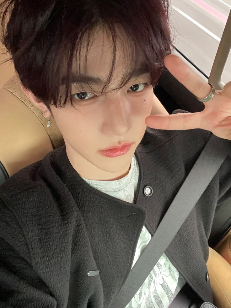 ㅤ

Otw, banh. <a href="/haraptuan/">Rafandra.</a>

ㅤ