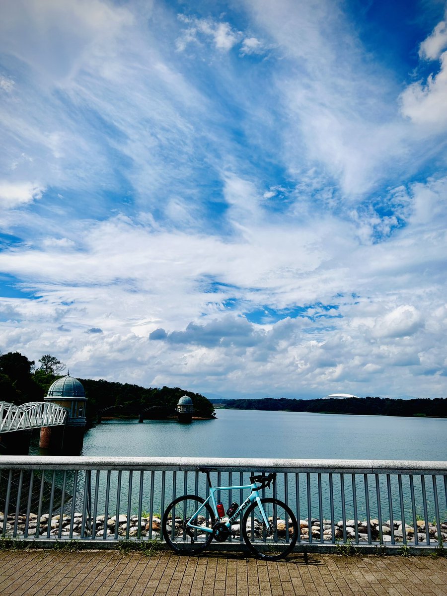 あちーよ　その2

本日の #多摩湖 #サイクリング🚴‍♀️ 

#ロードバイク🚴🏻‍♀️