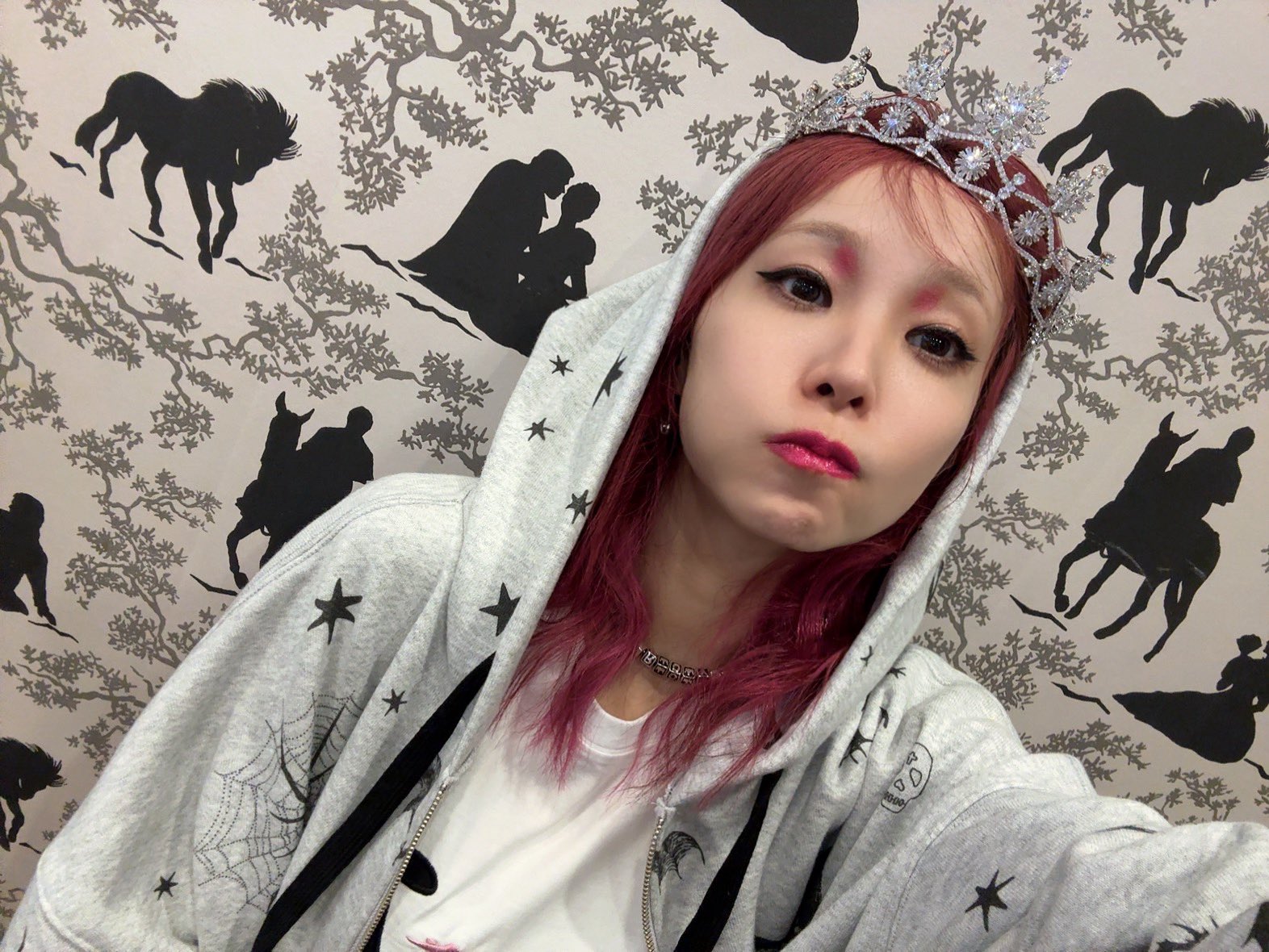 新品タグ付きlisa roy royreflectoverjoy LiSA | 秋服第一弾販売開始です🐈‍⬛ꤠ🛒 お早めに
