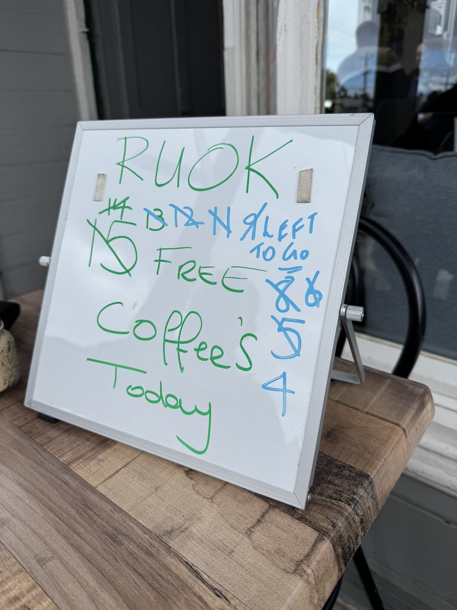 Gorgeous ones in the gusty sit tee of Geeloooong. 
Having 3rd lot of tests, then a CT or a MRi I forget. 
Anyway I will be shoved in a machine. 
Total cost so far… $2100 
With a huge 495 back from the we don’t care Medicare 
Still have the scan scans to pay. Oh the joysticks