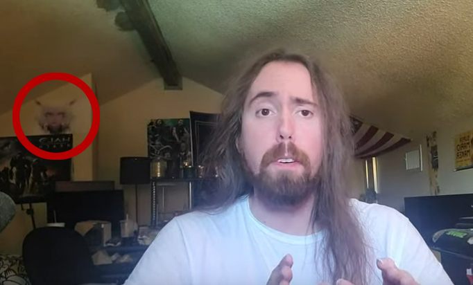 i will make no comment in the obvious elephant in the room with charlie kirk other than the fact millions are about to judge asmongold's take while my y'shtola art still sits innocently at the corner of his room 🤣