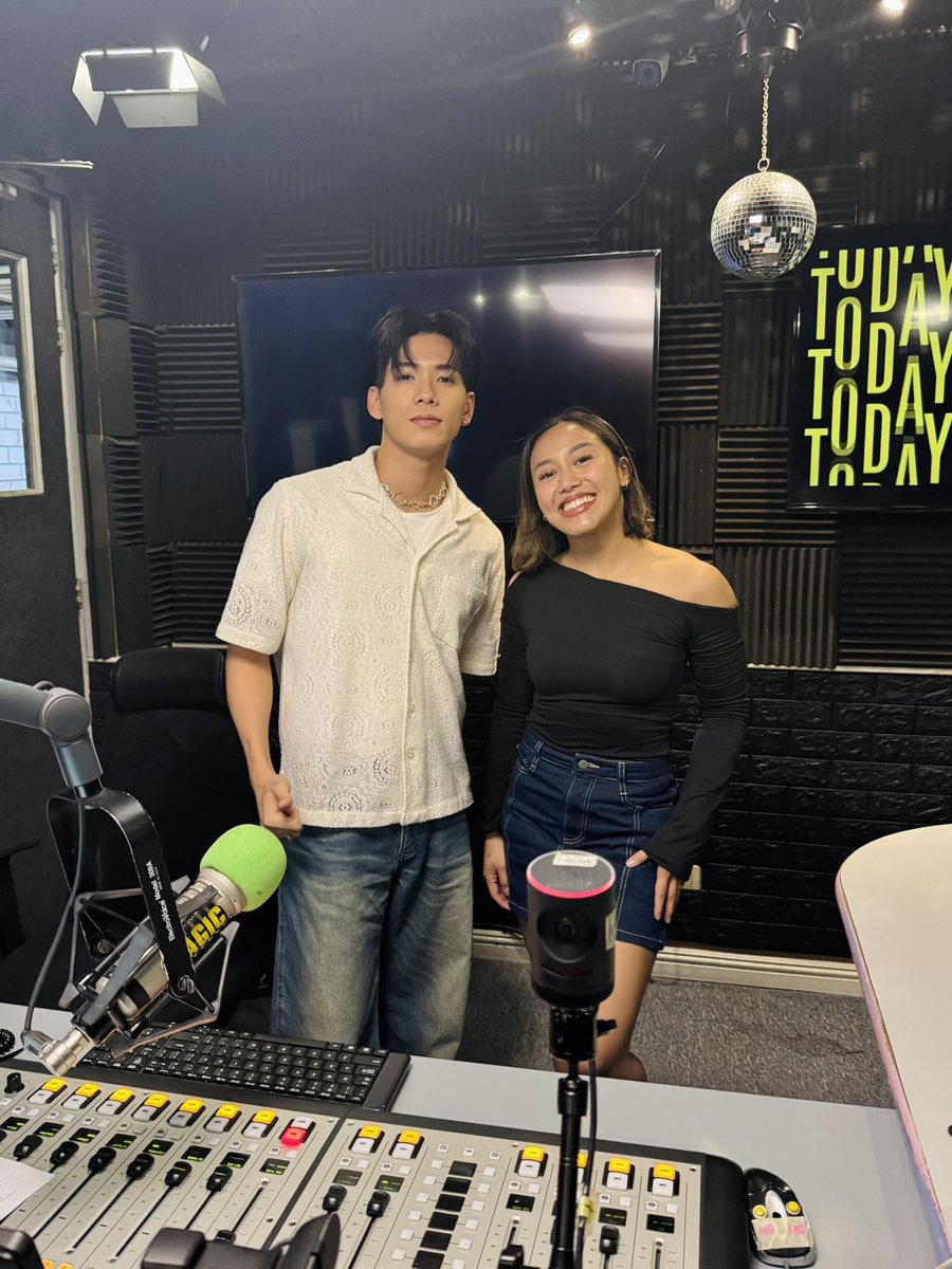 psyfe_official's tweet image. #Magic899 @Magic899
Thank you for watching !!

┈┈┈
Lola Amour Presents Love on Loop ALBUM CONCERT
lolaamour.helixpay.ph
┈┈┈

#lolaamour @lolaamourmusic
#KOKOROinPhilippines
#PSYCHICFEVER #KOKORO #小波津志