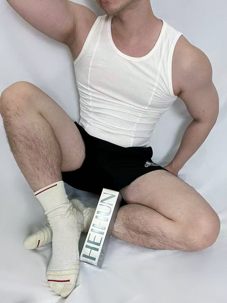 是谁还没用过黑魂深水炸弹二代
没有一代那么刺激皮肤
泡沫依旧丰富满足视觉刺激
转发➕关注➕评论
抽2个宝贝一起用