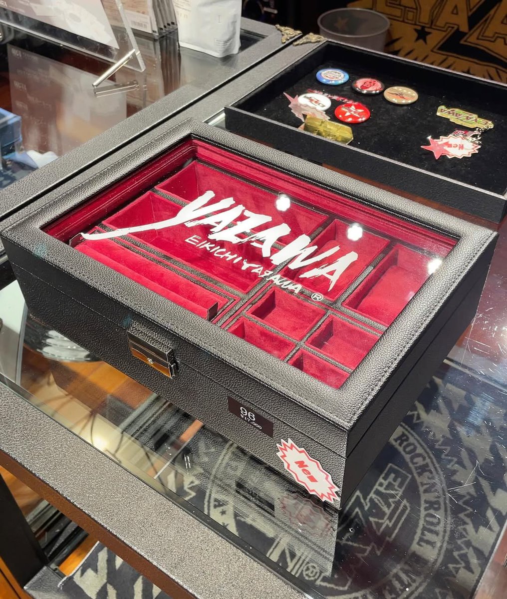 永ちゃんに出会ってから、人生の景色が変わった気がする🔥
写真を眺めるだけで胸が熱くなる…やっぱり永ちゃんは唯一無二の存在✨
#矢沢永吉 #永ちゃん #EIKICHIYAZAWA #ロックの神様 🎶