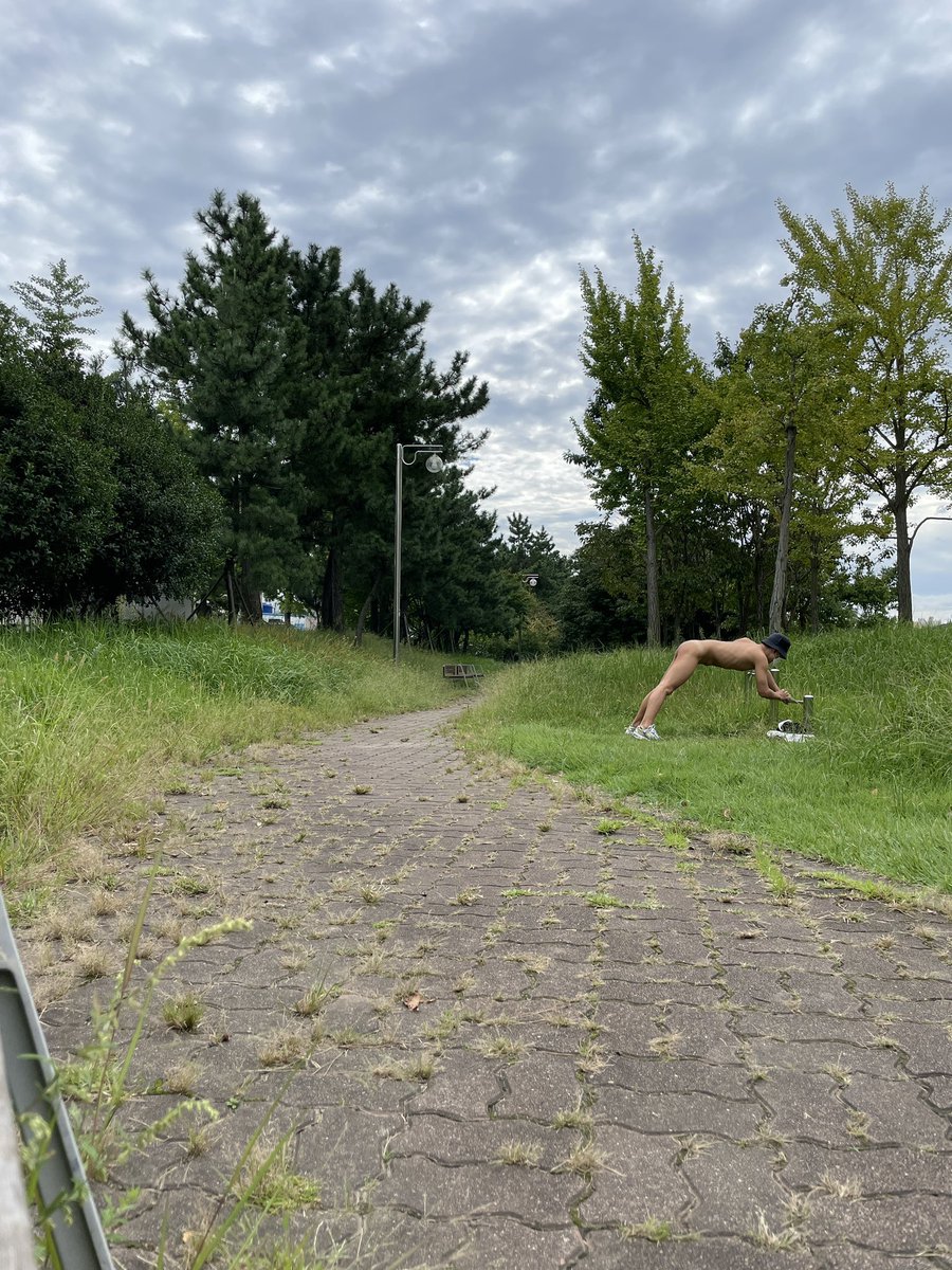 어dildo망감 tweet media