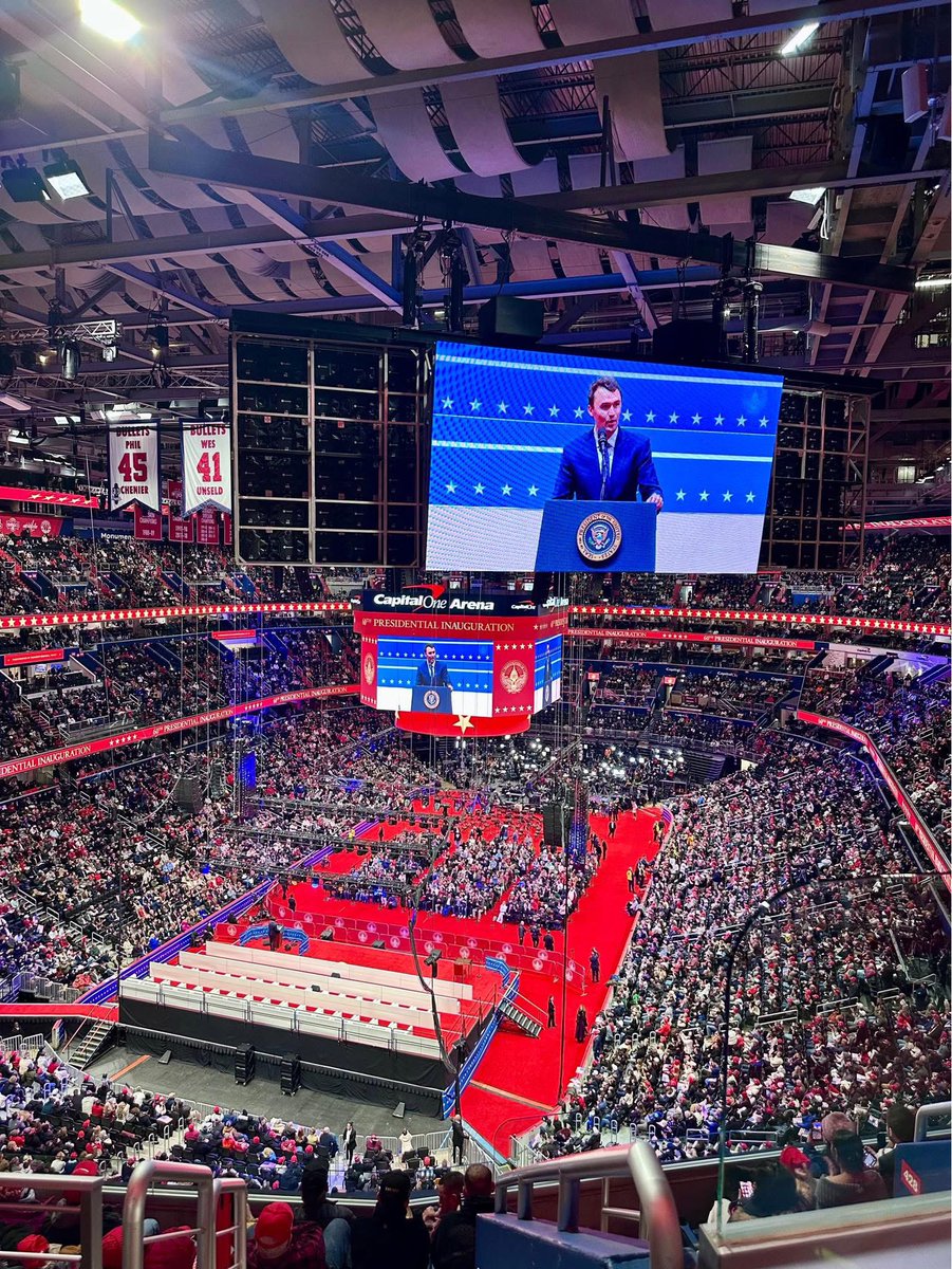 RachelHopatcong's tweet photo. He was leading a revolution.  Leading fearlessly with truth, passion &amp; faith.  No violence, just open dialogue.  It was an honor to see and hear Charlie Kirk speak in DC. 
Prayers to Charlie’s family &amp; those affected.  RIP &amp; may his legacy live on through us all. @charliekirk11 https://t.co/vffRAZePml