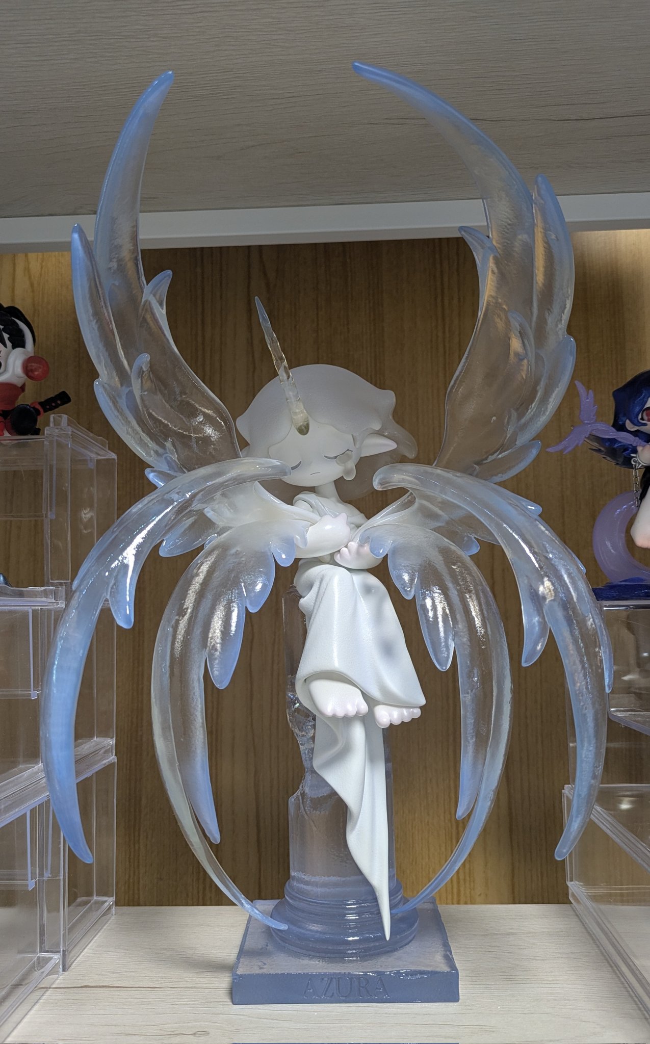 POPMART AZURA THE WING 翼 AZURA The Ice Wing Figurine - POP MART (Japan)