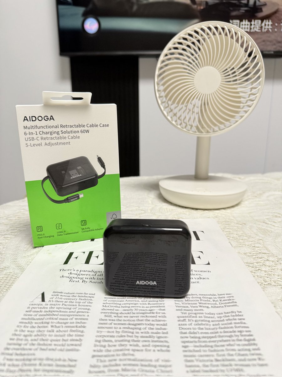 AIDOGAOffice's tweet image. Multifunctional Retractable Cable Storage Box

✅ 6-In-1 Charging Solution 60W
✅ USB-C Retractable cable
✅ 5-Level Adjustment

#datacable #charging #usbccable #tyepccable #AIDOGA