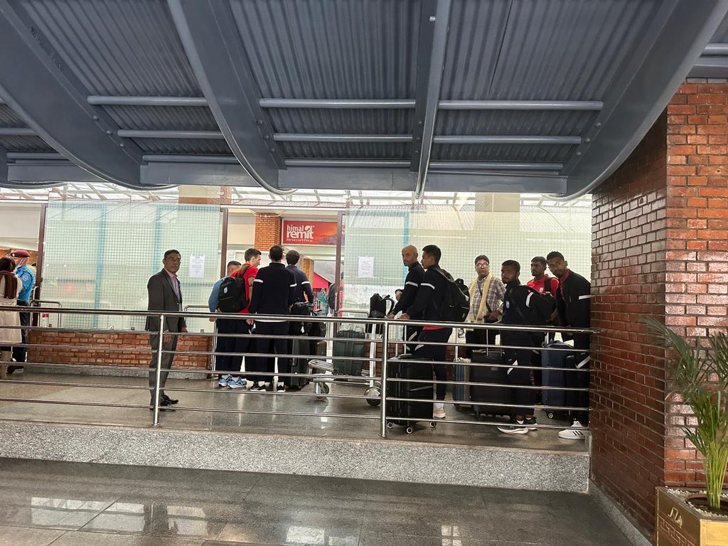 We thank you for your patience 🙏 

Bangladesh men’s national football team is off to Bangladesh 🇧🇩 ✈️