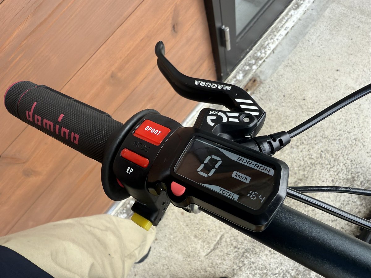 nagmotors's tweet image. ナグモ10周年記念中古車セール！
SURRON LightBeeX
走行164km、スリルシーカーシートカバー、前後マグラブレーキなど
43万円税込のところ4万円引き
39万円ポッキリ
#surron
#lightbee