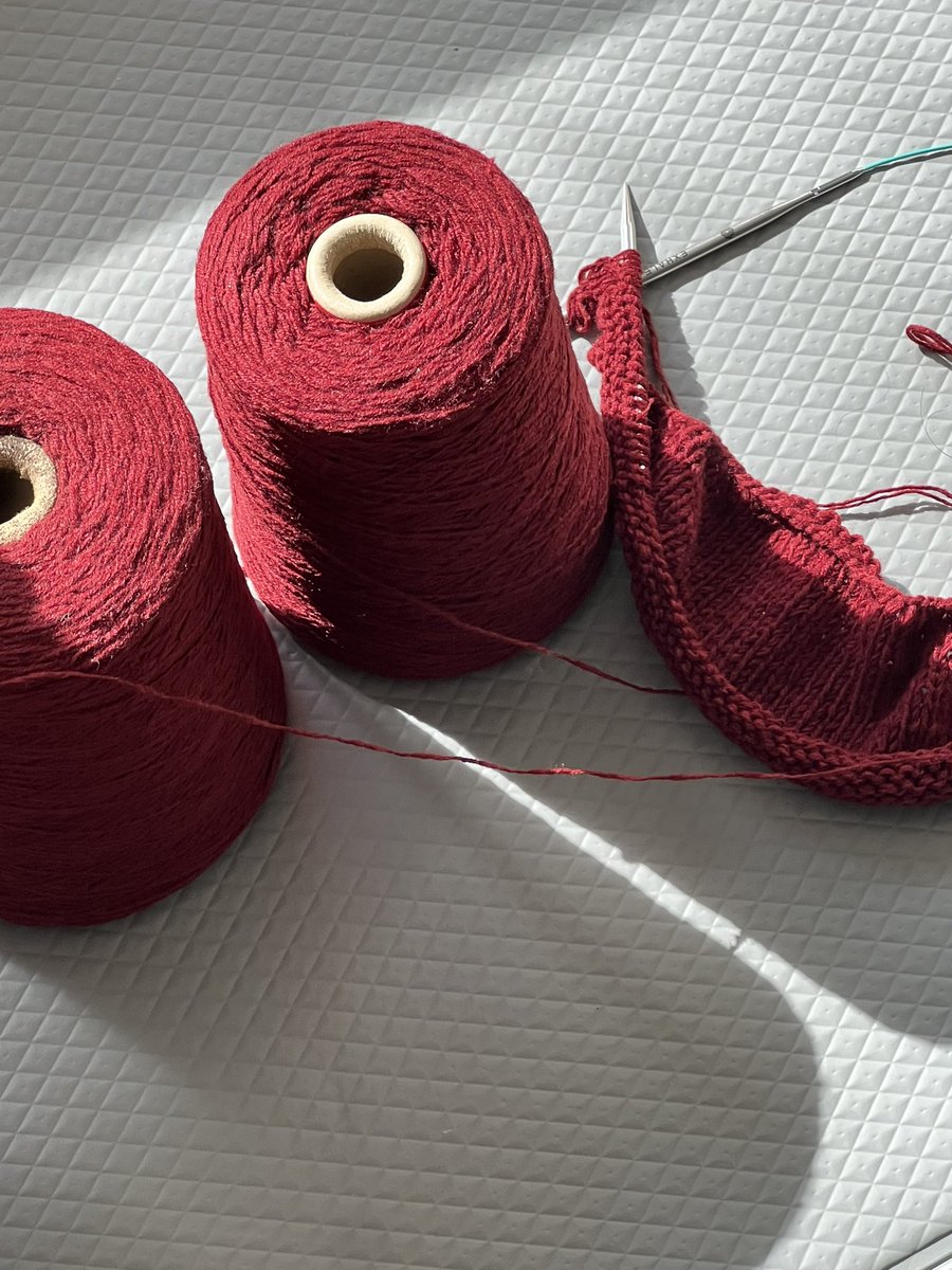 🧶 뜨절부절 파녜플 🌈🍍 tweet media