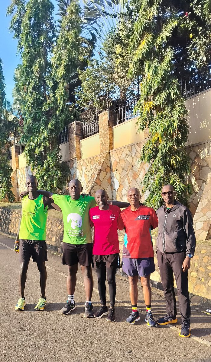 Today’s session wasn’t just about running, it was about conquering #hills. Up and down, step after step, breath after breath. Hills remind us that strength is built in the struggle, and endurance is shaped in the climb

Join us every #Tuesday and #thursday mornings 👏
#WeRunHills