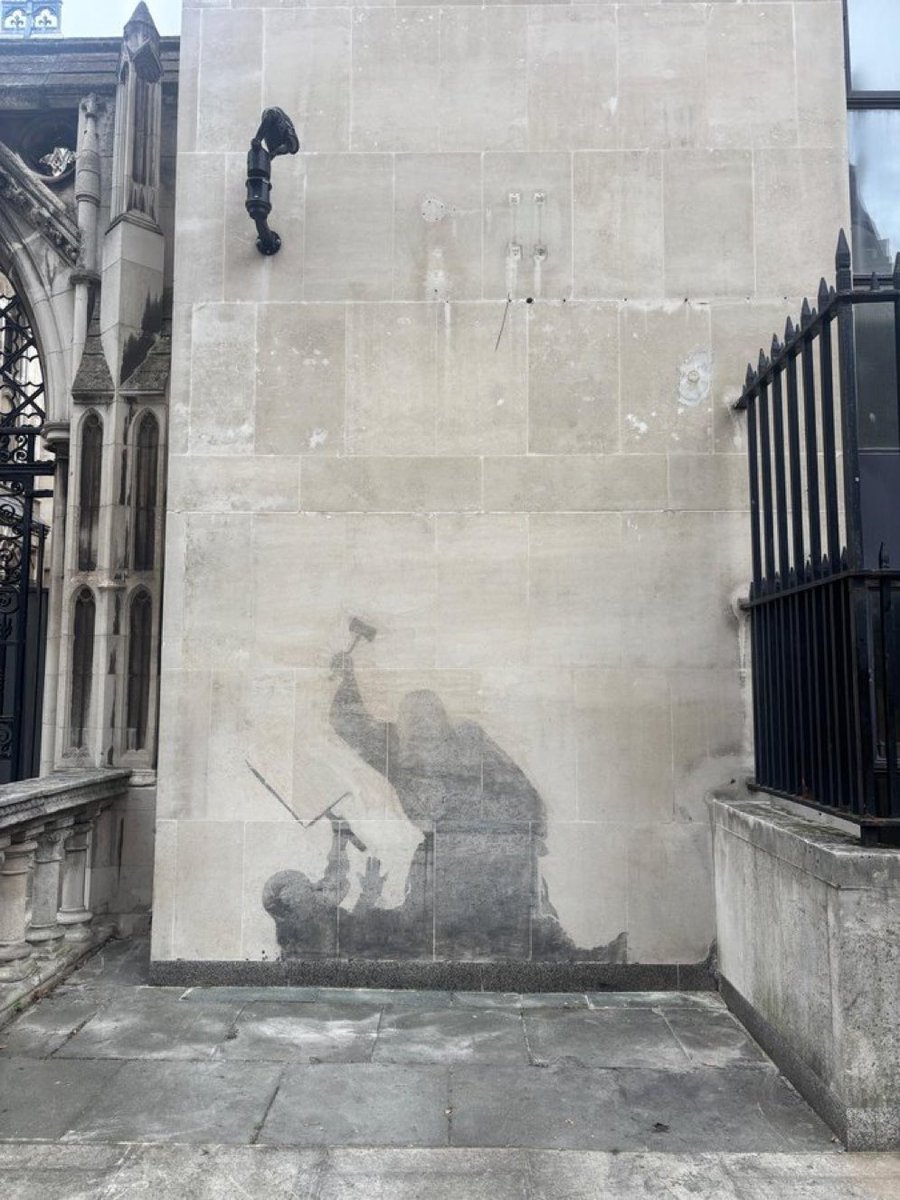 This Banksy piece poetically illustrates the “why” for art on Bitcoin 

As the years go on more and more artwork will be destroyed, decay or be censored 

Store it on Bitcoin and it lives on for as long as we have power to run nodes