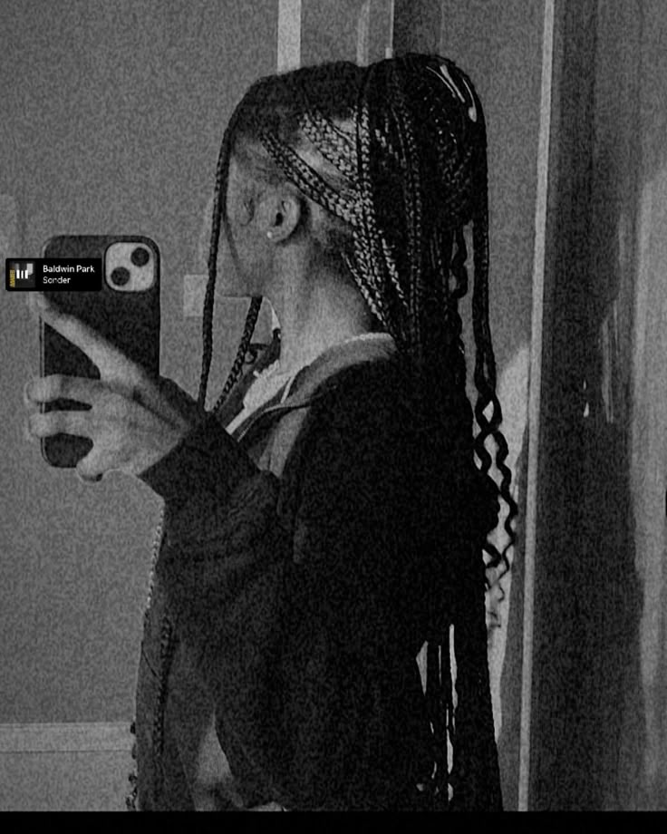 Only1Chelsie's tweet image. Can I get a GM