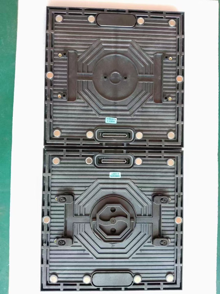 TracyHu16's tweet image. HUB connection led display indoor and outdoor use, 500*500 and 500*1000mm, #frontservice Easy for #maintain #LEDdisplayscreen #ledpanel #ledvideowall #event #factory #customizedWaiting for your inquiry and orders, Email: tracy@szscree.com   Call/WeChat/WhatsApp: 0086-18316843344
