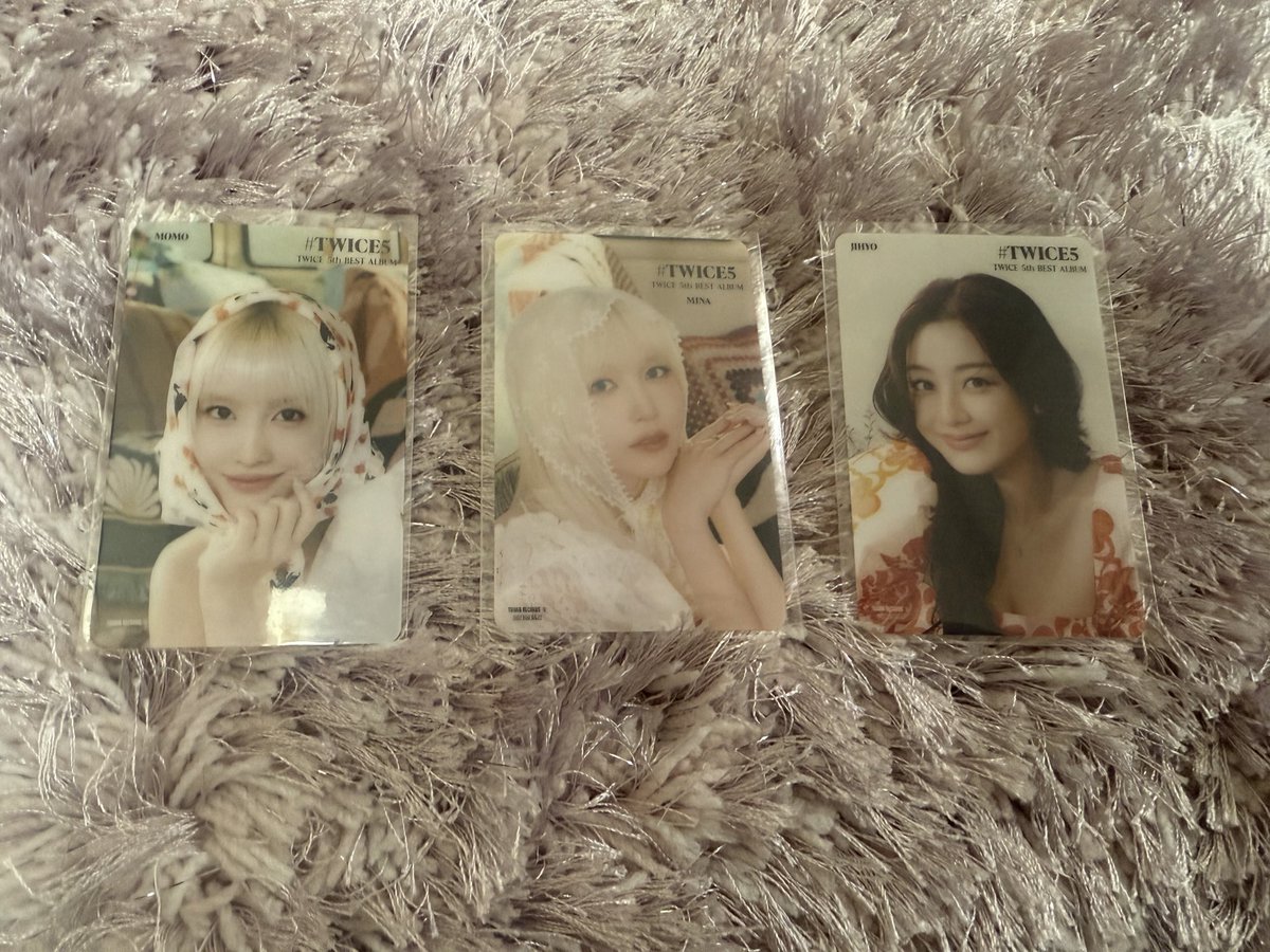 TWICE モモ、サナ、ジヒョ　チェキ TWICE モモ チェキ風トレカ 釜山 POPUP STORE｜Yahoo!フリマ（旧