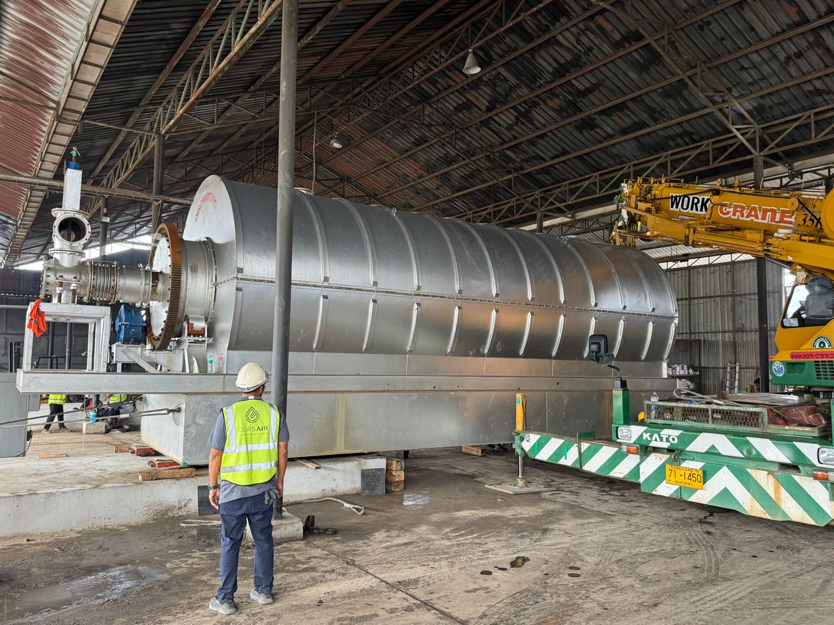 CorsairGroup's tweet photo. Machine installation updates from Corsair Bangkok 1!

We’re excited to share that three brand-new pyrolysis plastic waste recycling units have just been placed on their positions at our Corsair Bangkok facility. 💪
 #cleanerfuture #PlasticCredit #plasticfootprint #JussiSaloranta https://t.co/3tOJzSBMAL