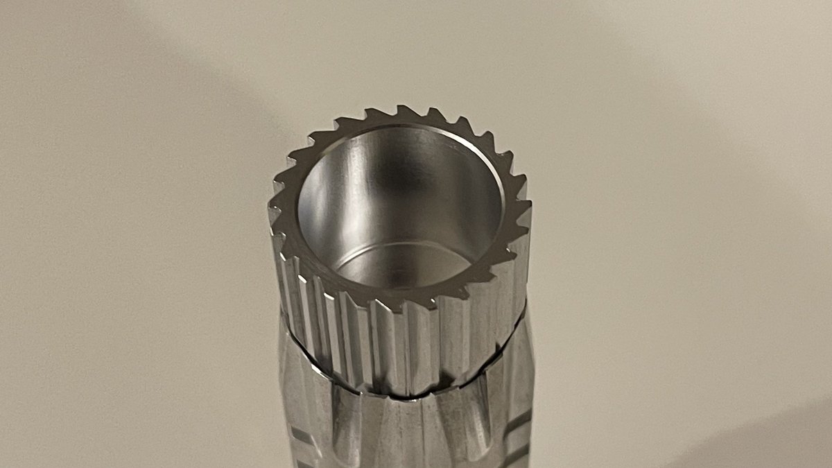 m00n_r1der_jmpc's tweet image. アルミにはアルミだよなやっぱり
何だか純正は6061じゃ無い感じがする
7075とかなのかなぁ
成分分析しないと分からんのが辛い