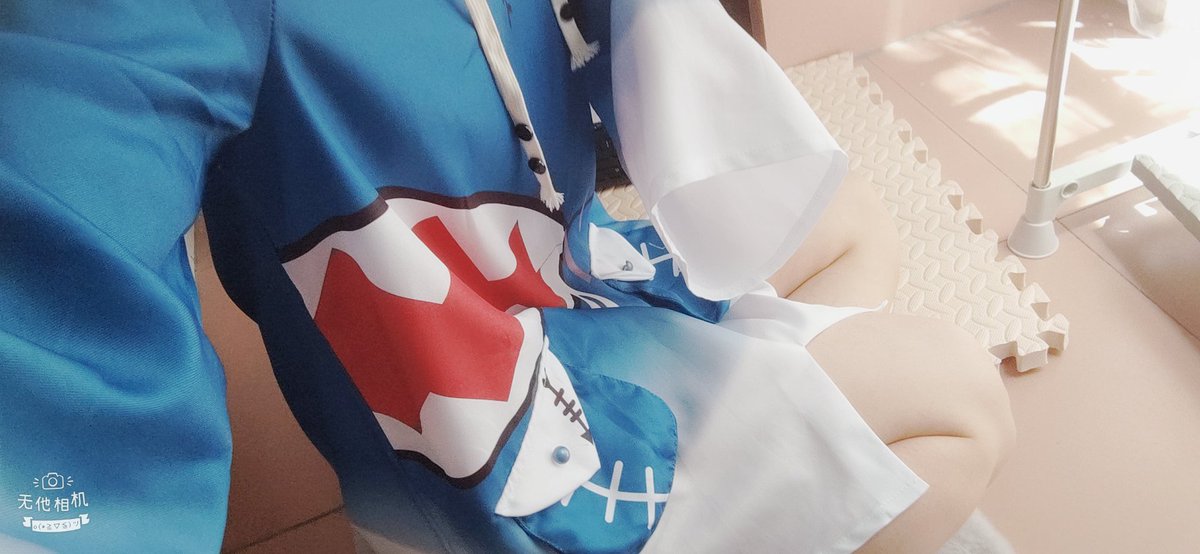 从决定跟你成为好朋友那刻开始，我就知道我疯了，什么样子我都觉得你最好，你说任何话做任何事我都觉得是对的，因为我喜欢你，所以就算你对我冷言冷语爱理不理，我还是觉得你就是个性迷人有脾气的光芒你不需要给我任何答案。我有点饿了，想吃肯德基，反正今天是周四，不如v我50让我疯狂一下