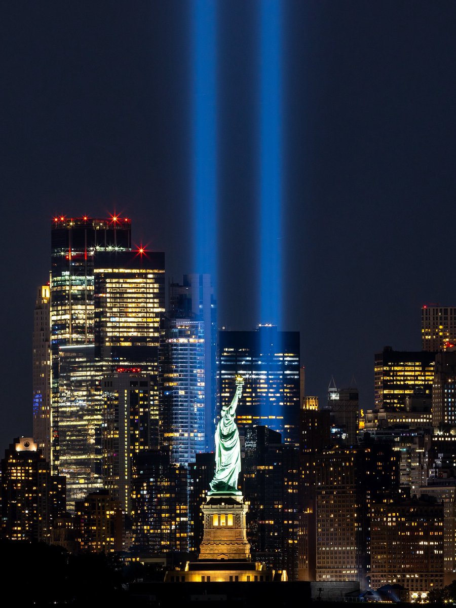 🇺🇸 Never Forget 🇺🇸