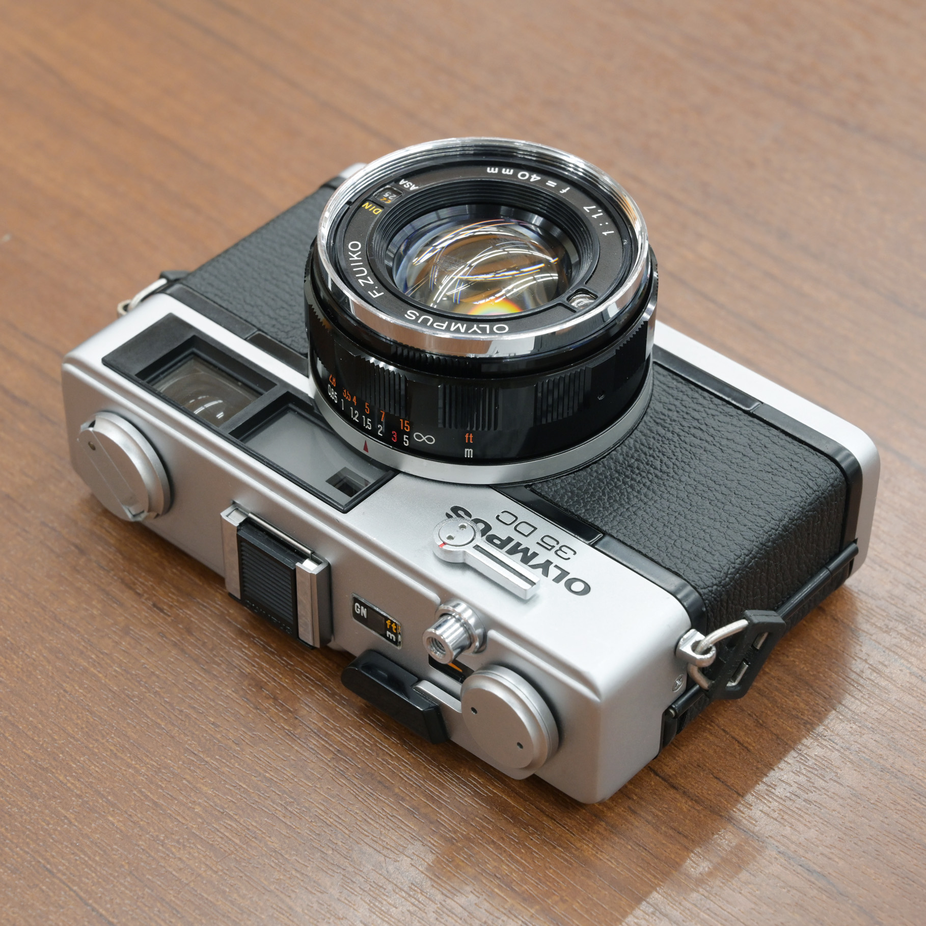 美品　即購入可　オリンパス　35DC レンジファインダー カメラ】オリンパス 35DCはコンパクトレンジファインダーカメラ