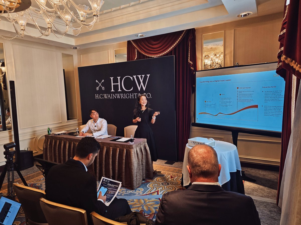 jesseBitget's tweet image. 特别感谢东方微策略灿谷（股票代码: CANG） @Cango_Group 和叶老师 @YeJuliet8482 的邀请

实习生匆匆美国行 正好遇上了 @charliekirk11 事件插曲 

和平来之不易 希望一切都好

PS: 新加坡Token 老师提前约起来 

求面基 求合照 求互关 

救救实习生KPI  律动商务合作找实习生jesse

#Token2049 #KBW…