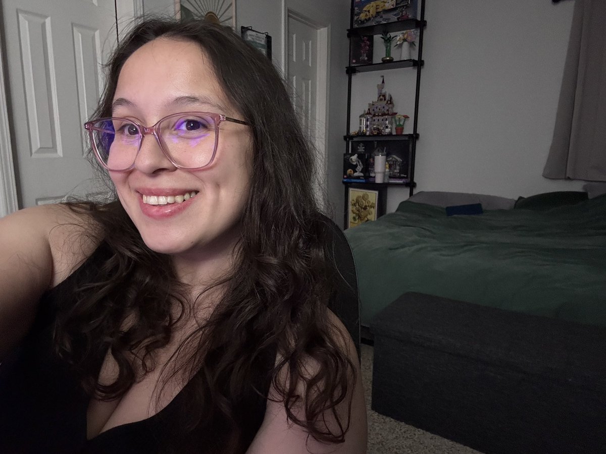 LightOfDay_ tweet media