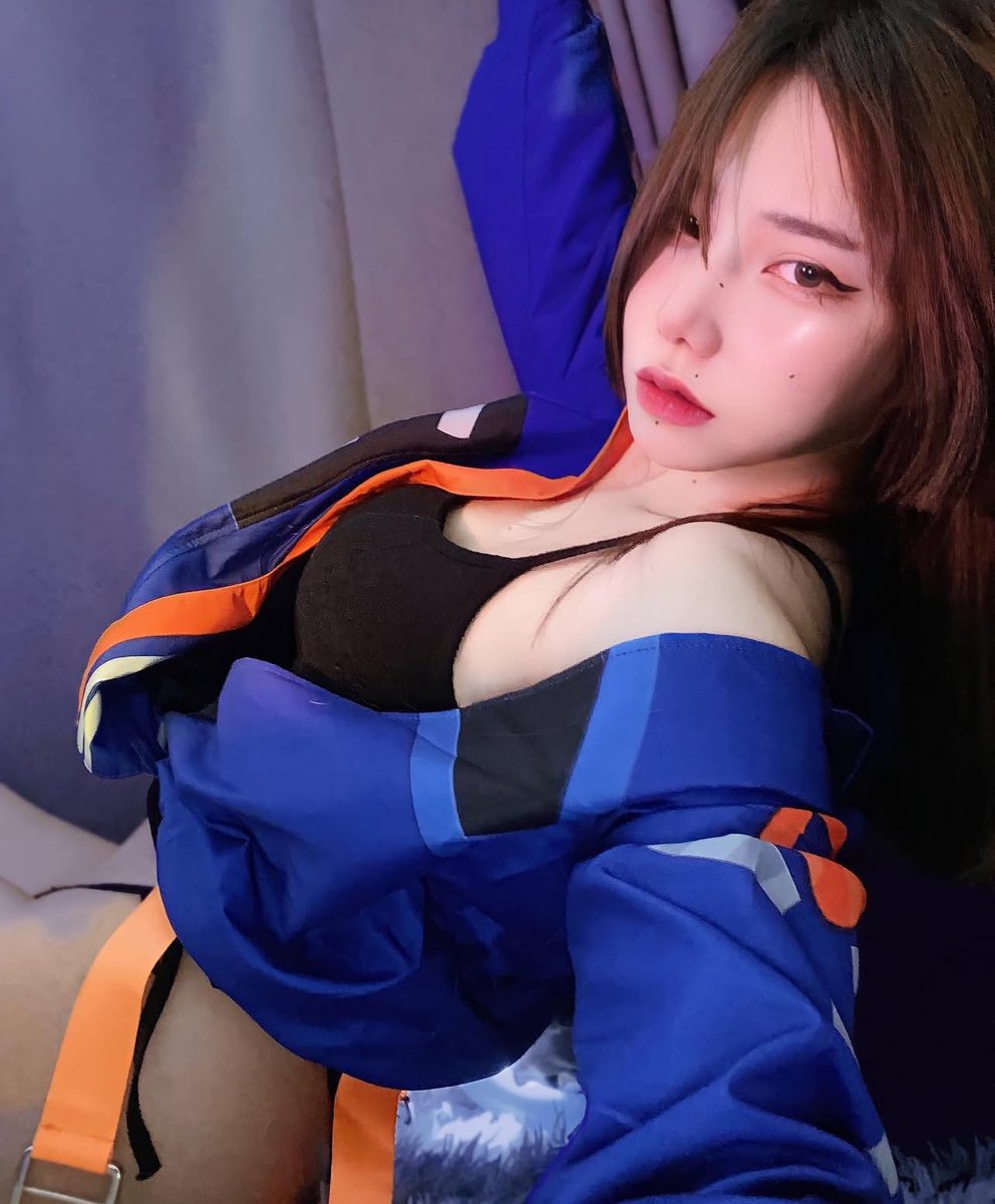 期待被叫做美少女！！！
需要好多
来买漂亮衣服
话痨一个
喜欢的哥哥可入🚪哟
欢迎找我互推互fo~
#门槛妹 #门槛 #金主爸爸 #反差 #女大 #爸爸活 #妈妈活 #求入门 #反差 #女大 #非绿