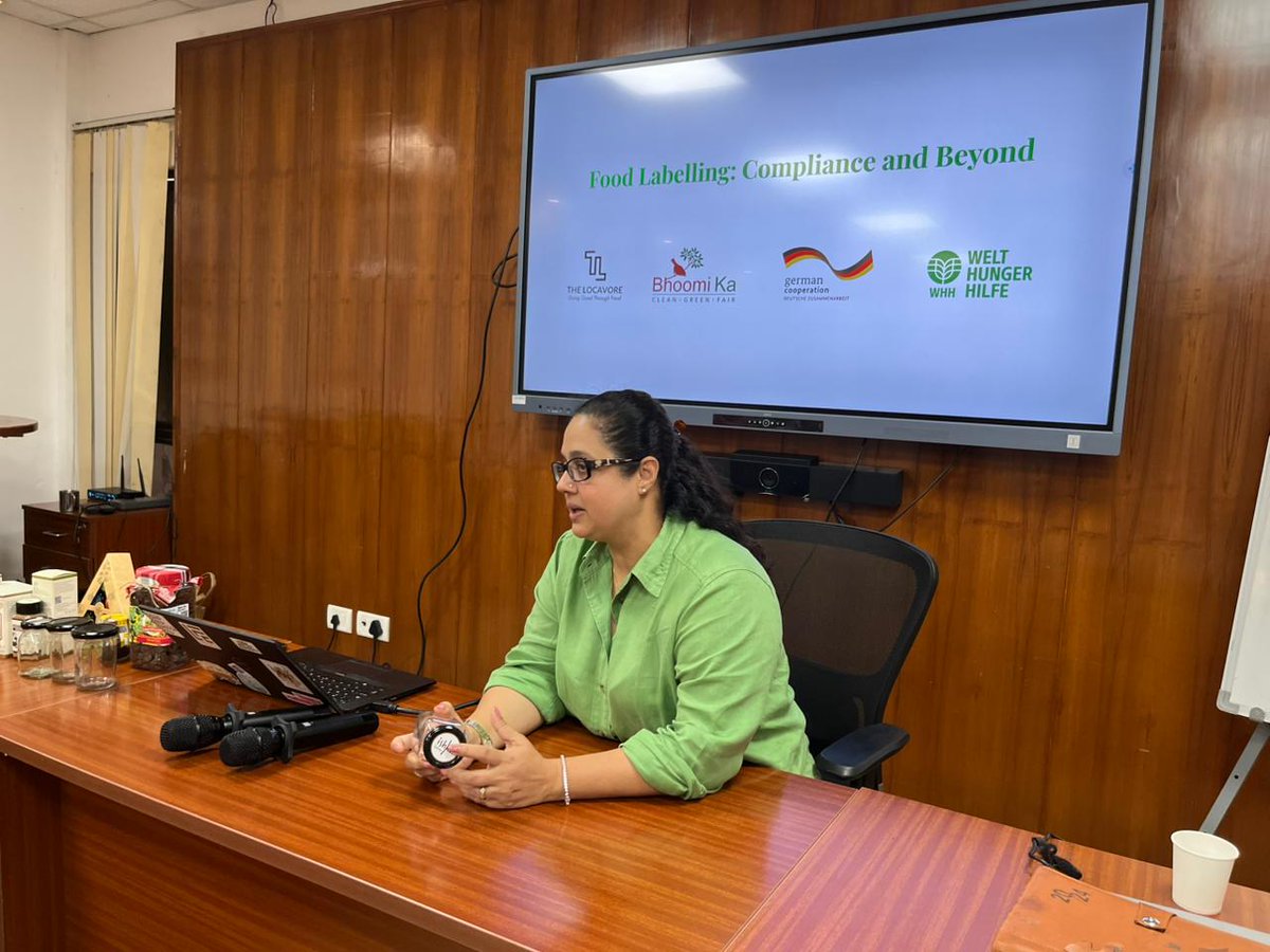BhoomiKaEco's tweet image. Glimpses of the day 2
Our training continued yesterday with engaging sessions on Food Labelling, Packaging, and Sustainability.
Participants explored how eco-friendly packaging and clear labelling can boost market trust while promoting sustainable choices.
#BhoomiKa #Locavore