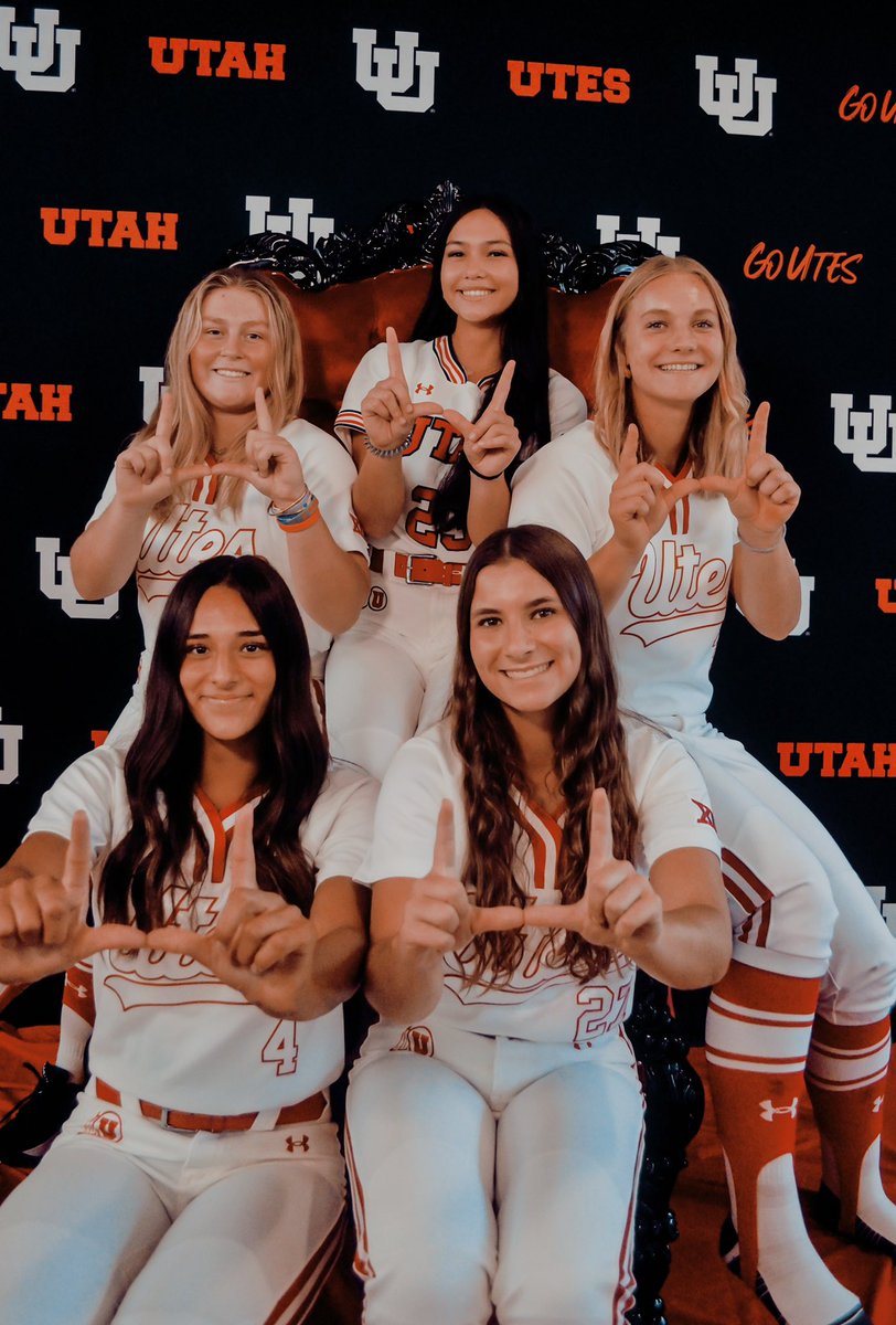 Molly Davi tweet media