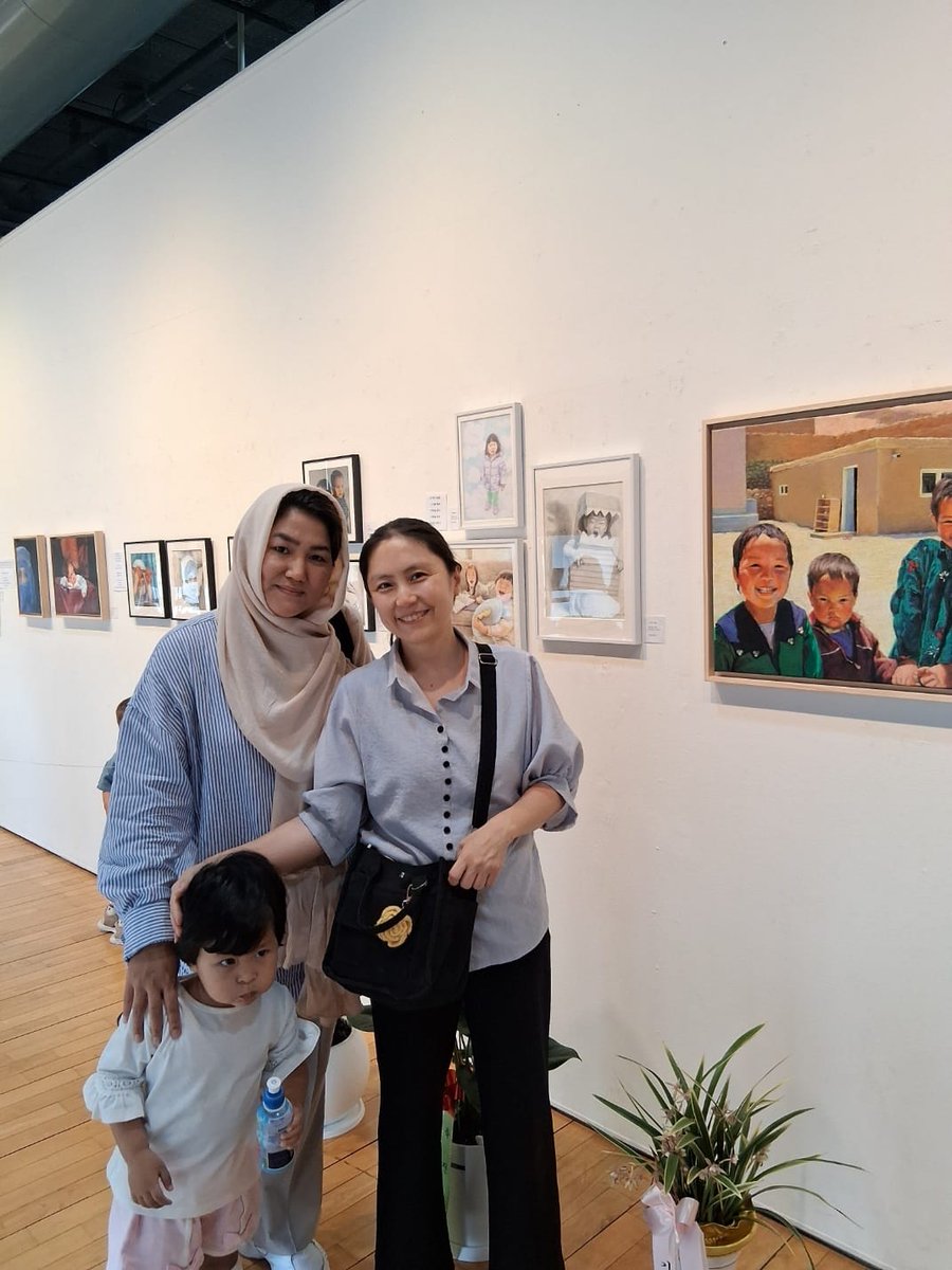 Art Exhibition 
Sana with her mom alongside miss Seoyen min the artist who traveled to Afghanistan and created these masterpieces. 
Seoul, South Korea 🇰🇷